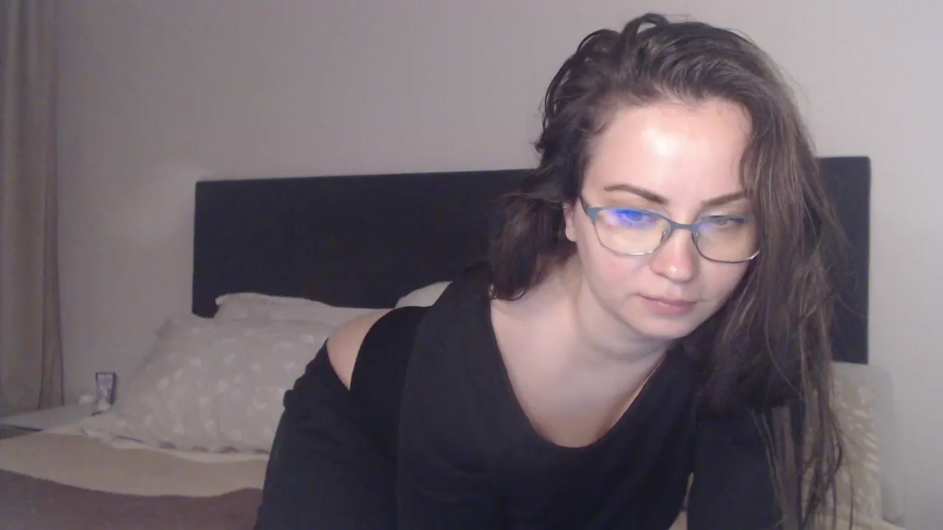Gallery image thumbnail from ASweetJessie's myfreecams stream on, 03/31/2026, 12:54 image 4 of 20