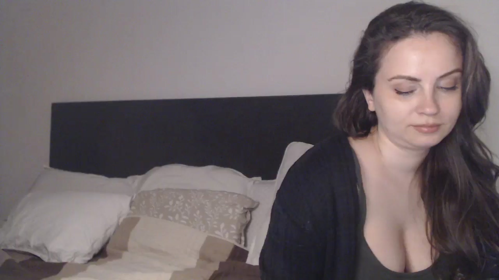 Gallery image thumbnail from ASweetJessie's myfreecams stream on, 04/11/2026, 19:21 image 6 of 20