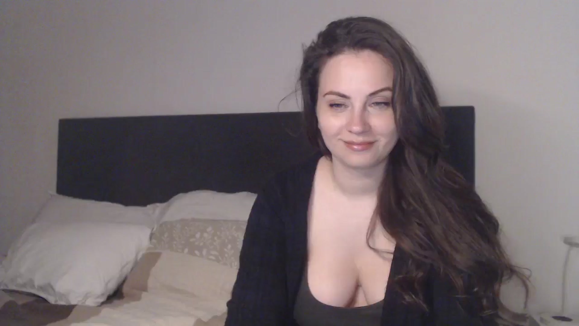 Gallery image thumbnail from ASweetJessie's myfreecams stream on, 04/11/2026, 19:21 image 1 of 20