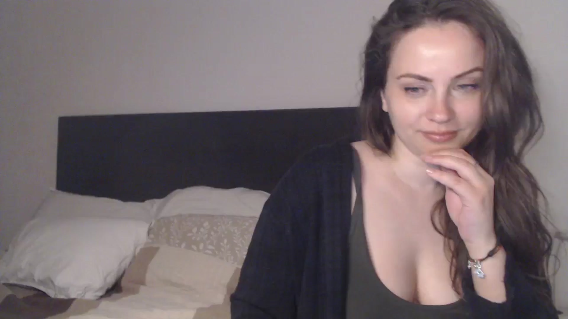 Gallery image thumbnail from ASweetJessie's myfreecams stream on, 04/11/2026, 19:21 image 8 of 20