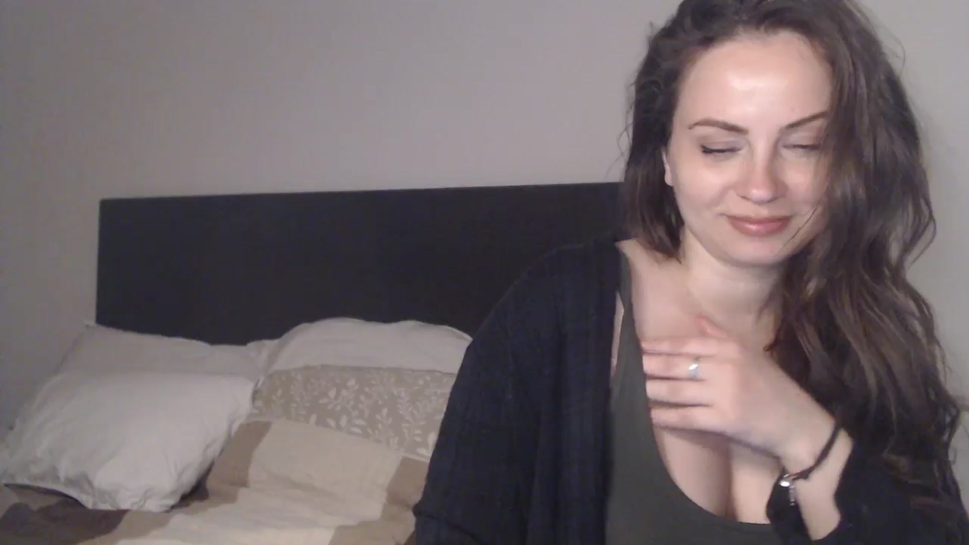Gallery image thumbnail from ASweetJessie's myfreecams stream on, 04/11/2026, 19:21 image 9 of 20