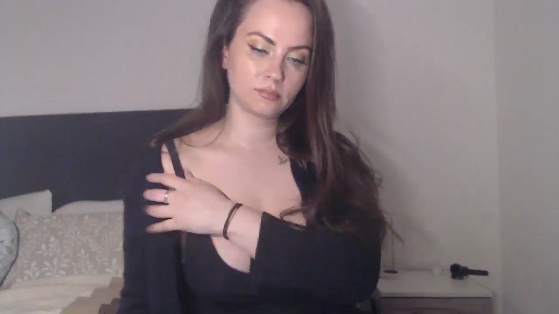 Gallery image thumbnail from ASweetJessie's myfreecams stream on, 04/23/2026, 15:43 image 4 of 20