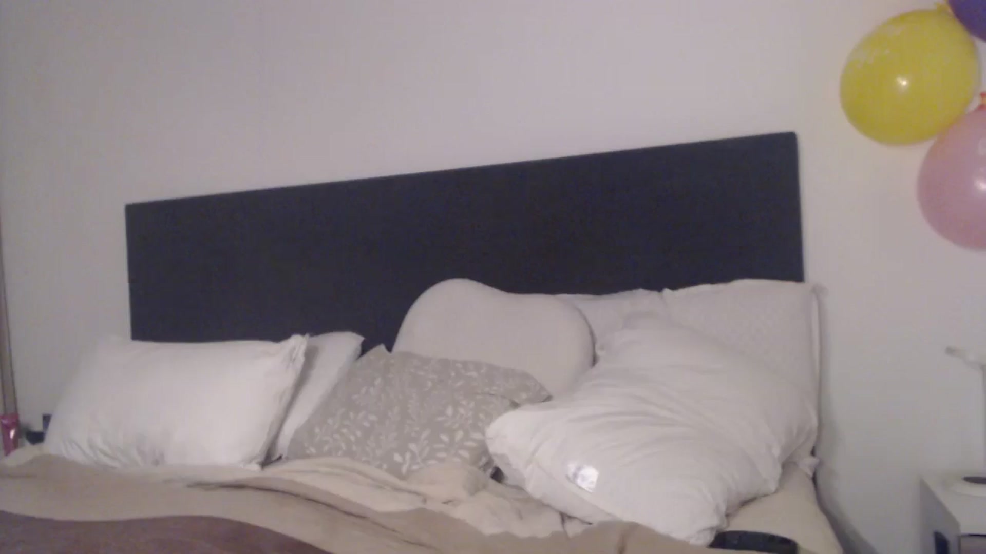 Gallery image thumbnail from ASweetJessie's myfreecams stream on, 04/24/2026, 18:50 image 12 of 20