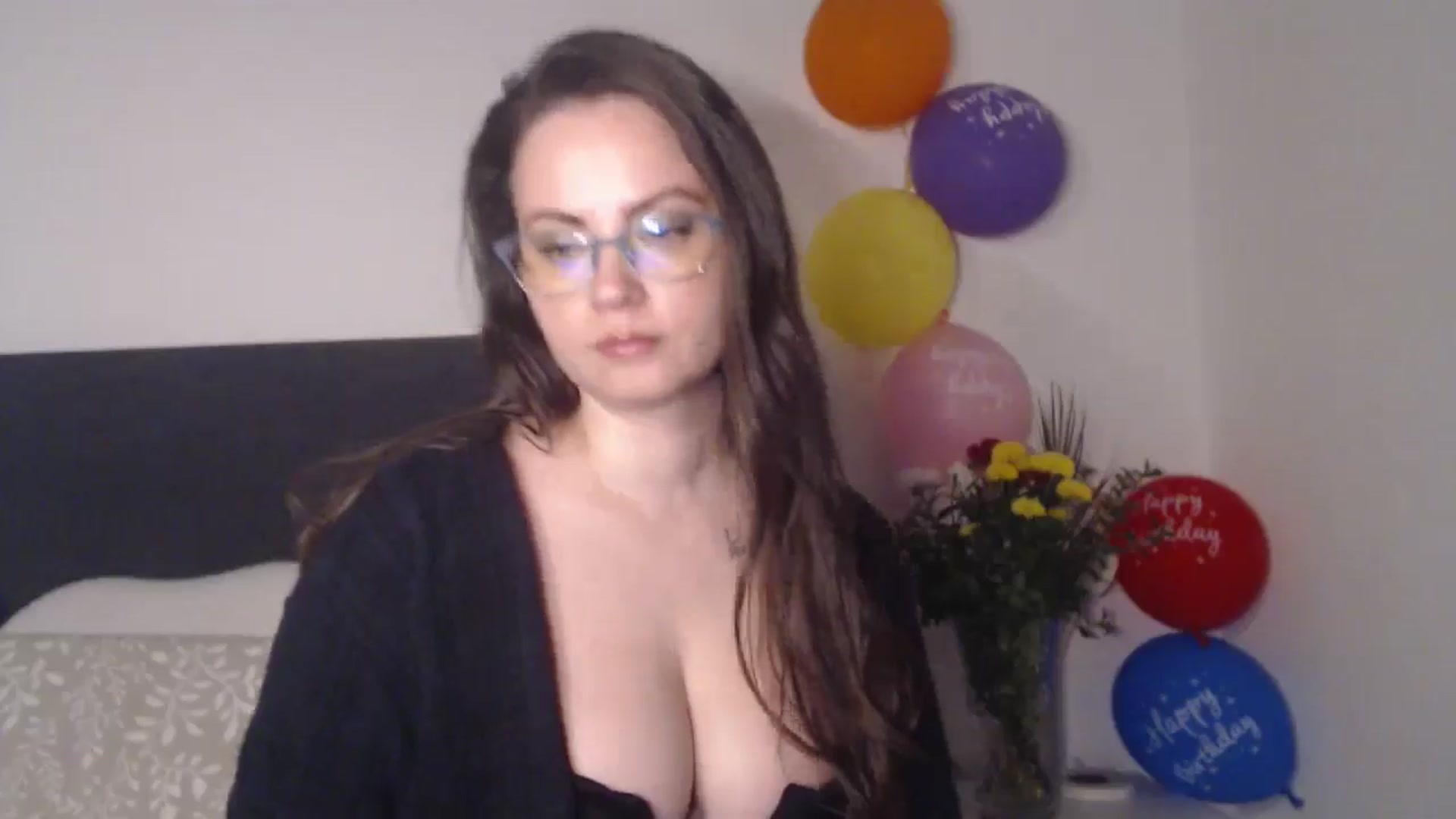 Gallery image thumbnail from ASweetJessie's myfreecams stream on, 04/28/2026, 18:12 image 7 of 20
