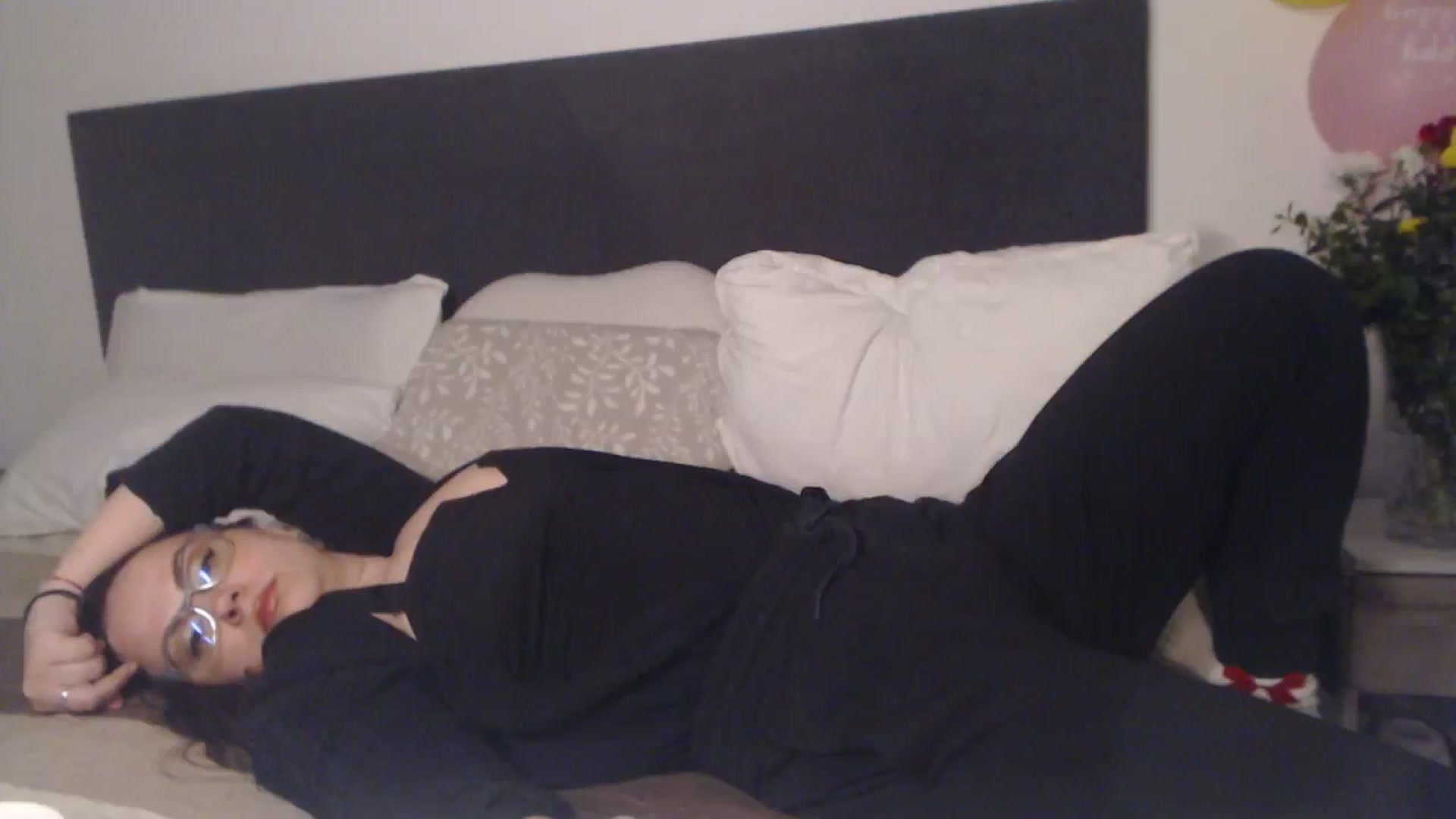 Gallery image thumbnail from ASweetJessie's myfreecams stream on, 04/28/2026, 18:12 image 9 of 20