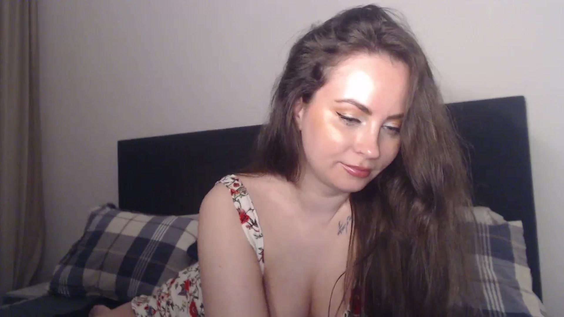 Gallery image thumbnail from ASweetJessie's myfreecams stream on, 05/08/2026, 17:01 image 8 of 20