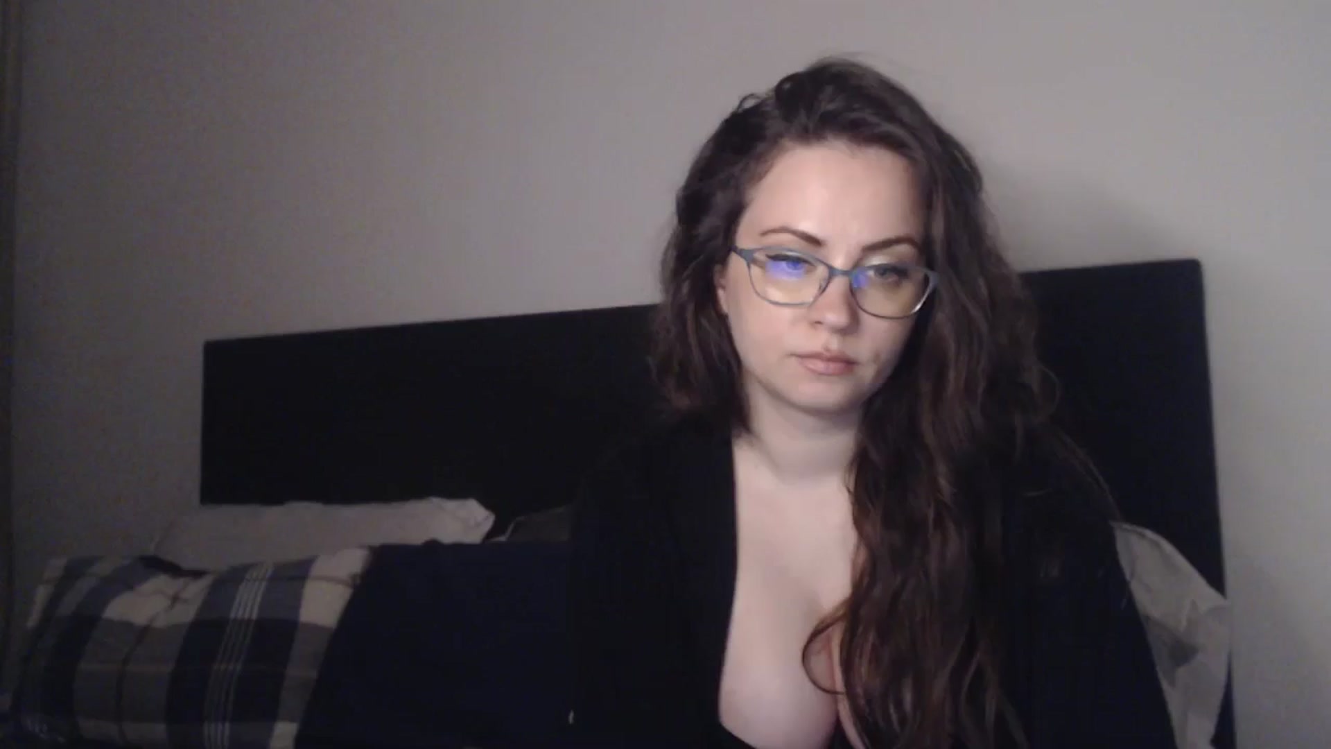 Gallery image thumbnail from ASweetJessie's myfreecams stream on, 05/10/2026, 18:07 image 18 of 20