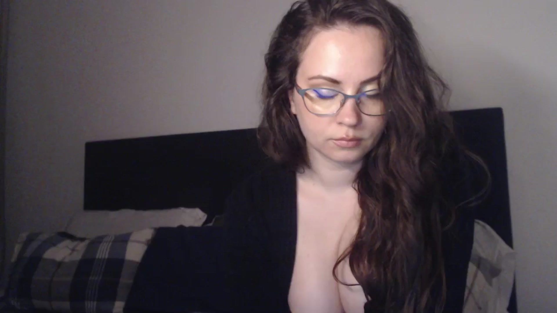 Gallery image thumbnail from ASweetJessie's myfreecams stream on, 05/10/2026, 18:07 image 7 of 20