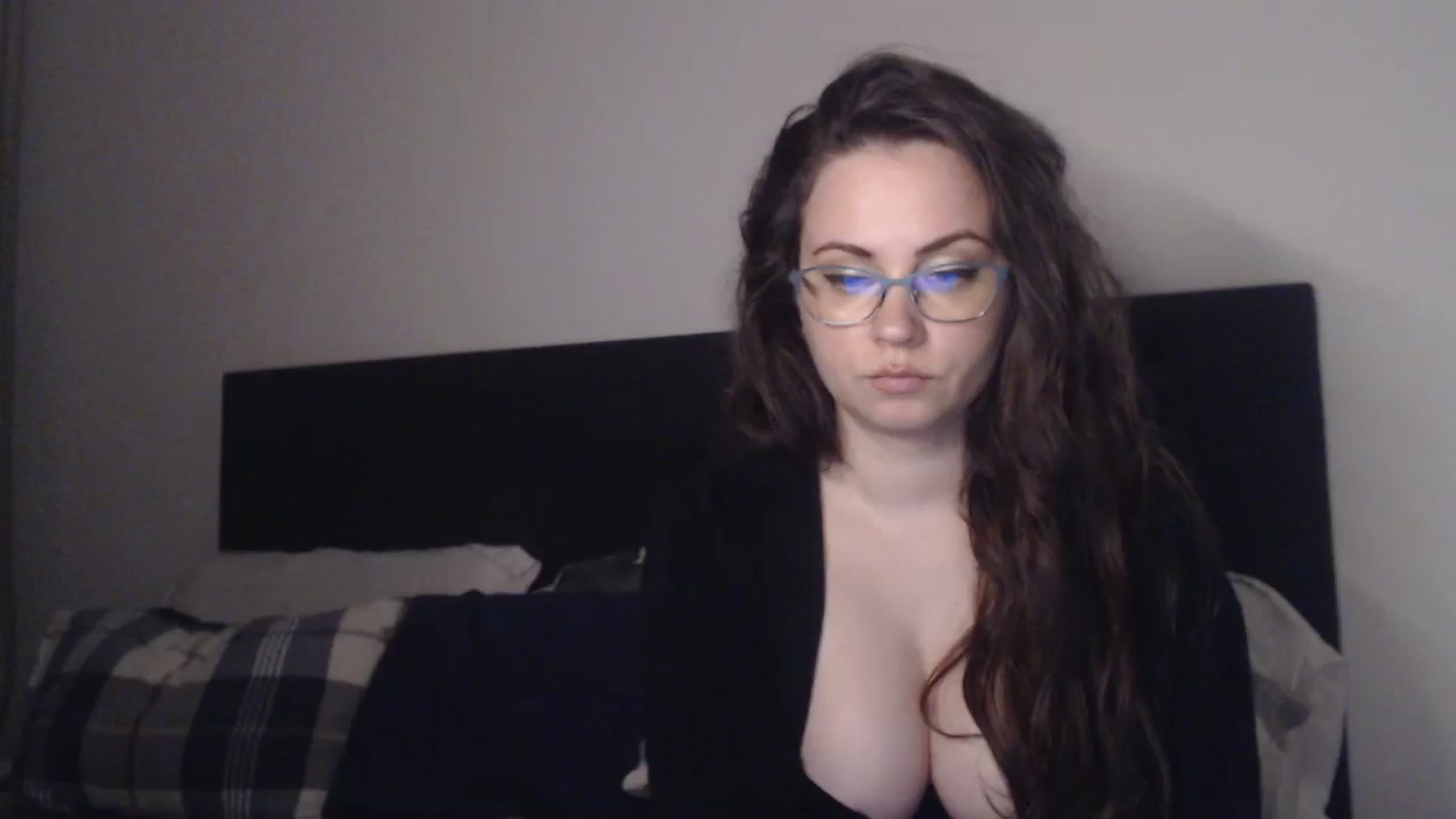 Gallery image thumbnail from ASweetJessie's myfreecams stream on, 05/10/2026, 18:07 image 16 of 20
