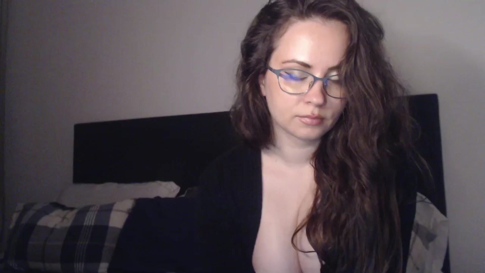Gallery image thumbnail from ASweetJessie's myfreecams stream on, 05/10/2026, 18:07 image 9 of 20