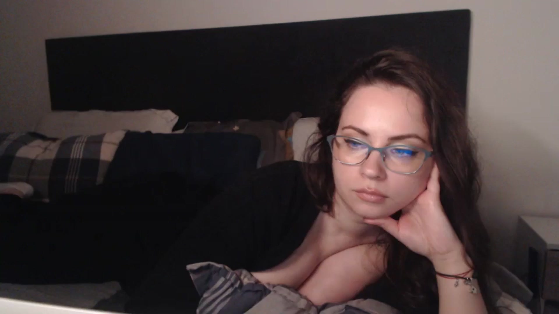 Gallery image thumbnail from ASweetJessie's myfreecams stream on, 05/10/2026, 19:09 image 13 of 20