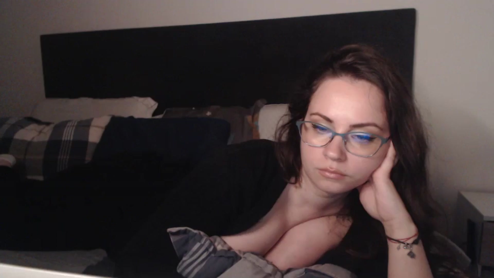 Gallery image thumbnail from ASweetJessie's myfreecams stream on, 05/10/2026, 19:09 image 12 of 20