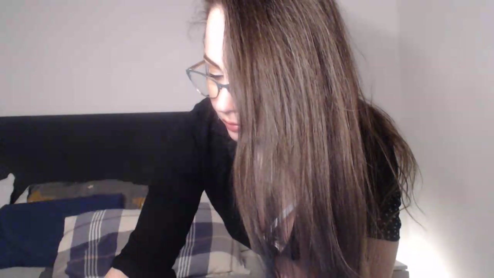 Gallery image thumbnail from ASweetJessie's myfreecams stream on, 05/17/2026, 19:09 image 10 of 20