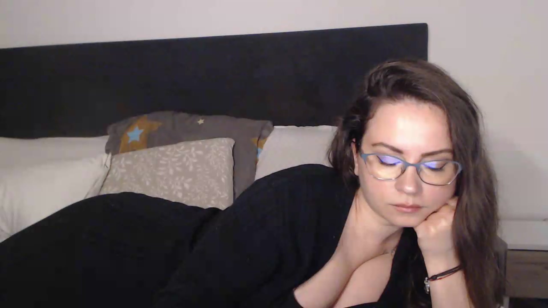 Gallery image thumbnail from ASweetJessie's myfreecams stream on, 05/19/2026, 16:05 image 14 of 20