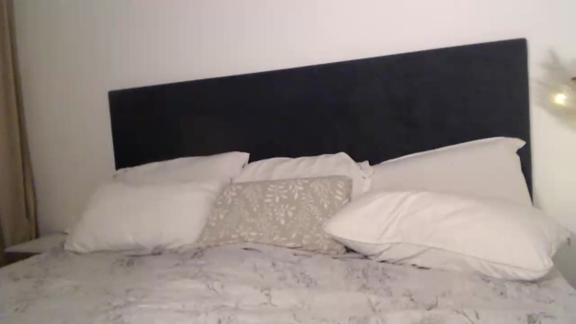 Gallery image thumbnail from ASweetJessie's myfreecams stream on, 06/10/2026, 15:59 image 7 of 20