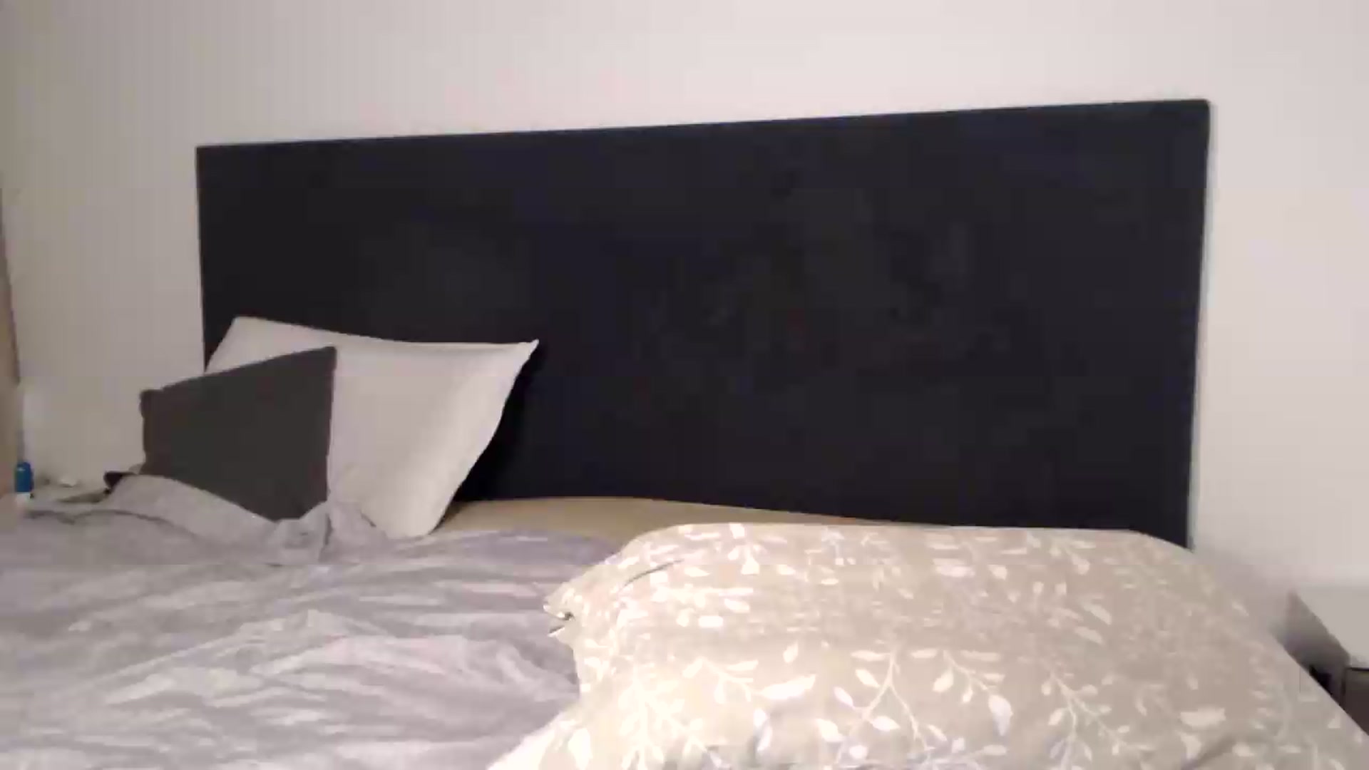 Gallery image thumbnail from ASweetJessie's myfreecams stream on, 08/09/2026, 17:21 image 3 of 20