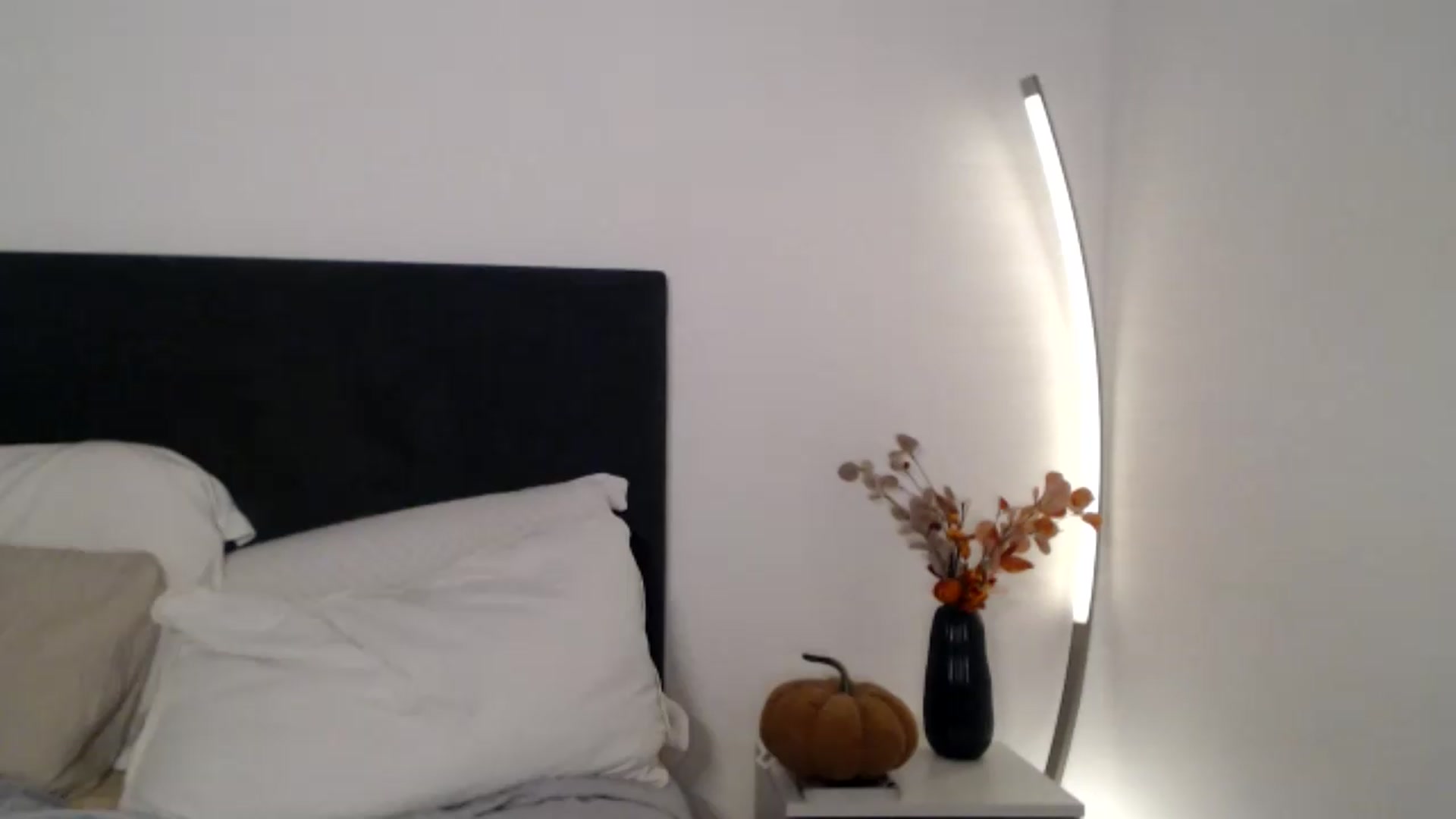 Gallery image thumbnail from ASweetJessie's myfreecams stream on, 09/15/2026, 15:28 image 13 of 20