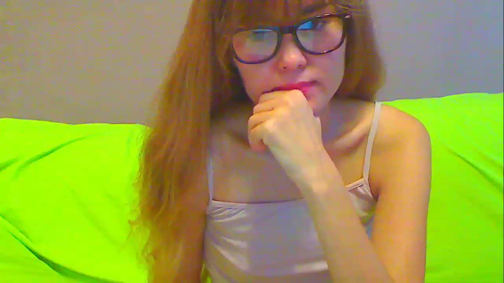 Gallery image thumbnail from ATallinna's myfreecams stream on, 12/26/2022, 04:50 image 10 of 20