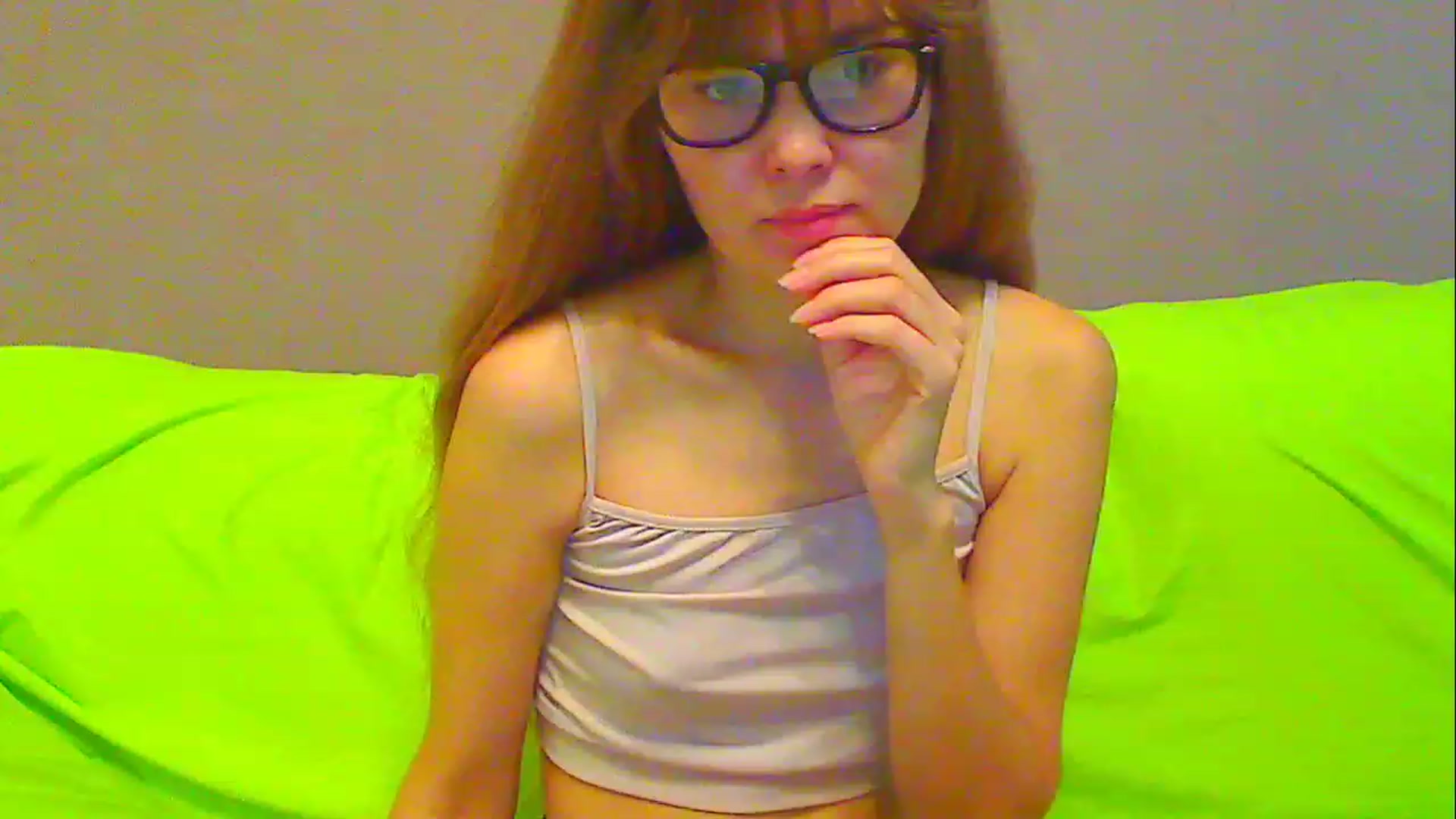 Gallery image thumbnail from ATallinna's myfreecams stream on, 12/26/2022, 04:50 image 4 of 20