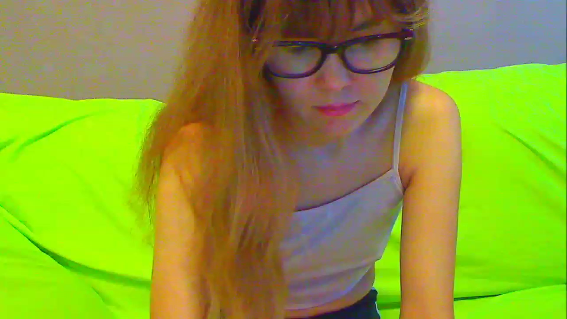 Gallery image thumbnail from ATallinna's myfreecams stream on, 12/26/2022, 04:50 image 14 of 20