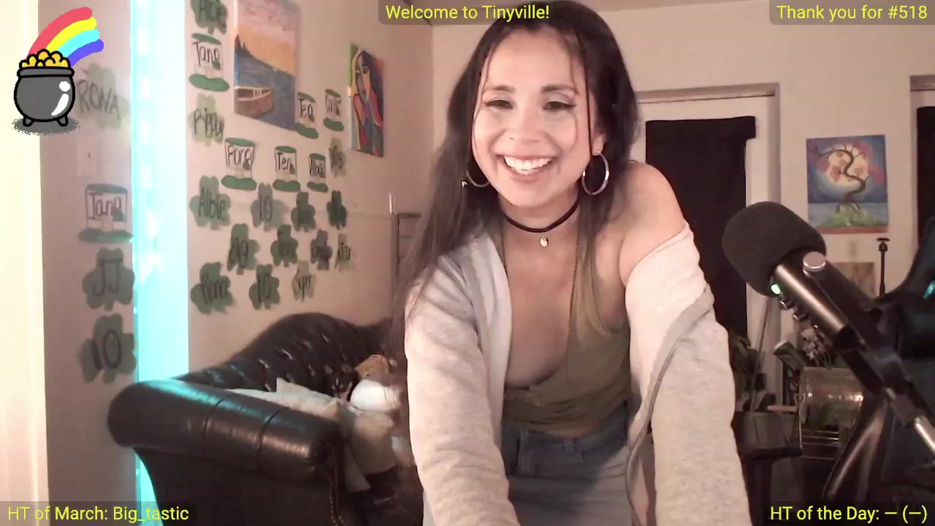 Gallery image thumbnail from ATinyCassie's myfreecams stream on, 03/16/2023, 01:28 image 20 of 20