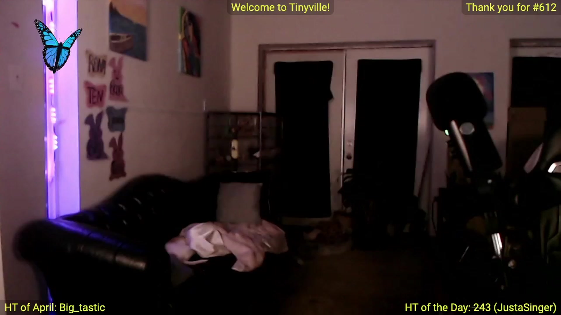 Gallery image thumbnail from ATinyCassie's myfreecams stream on, 04/13/2023, 03:50 image 19 of 20