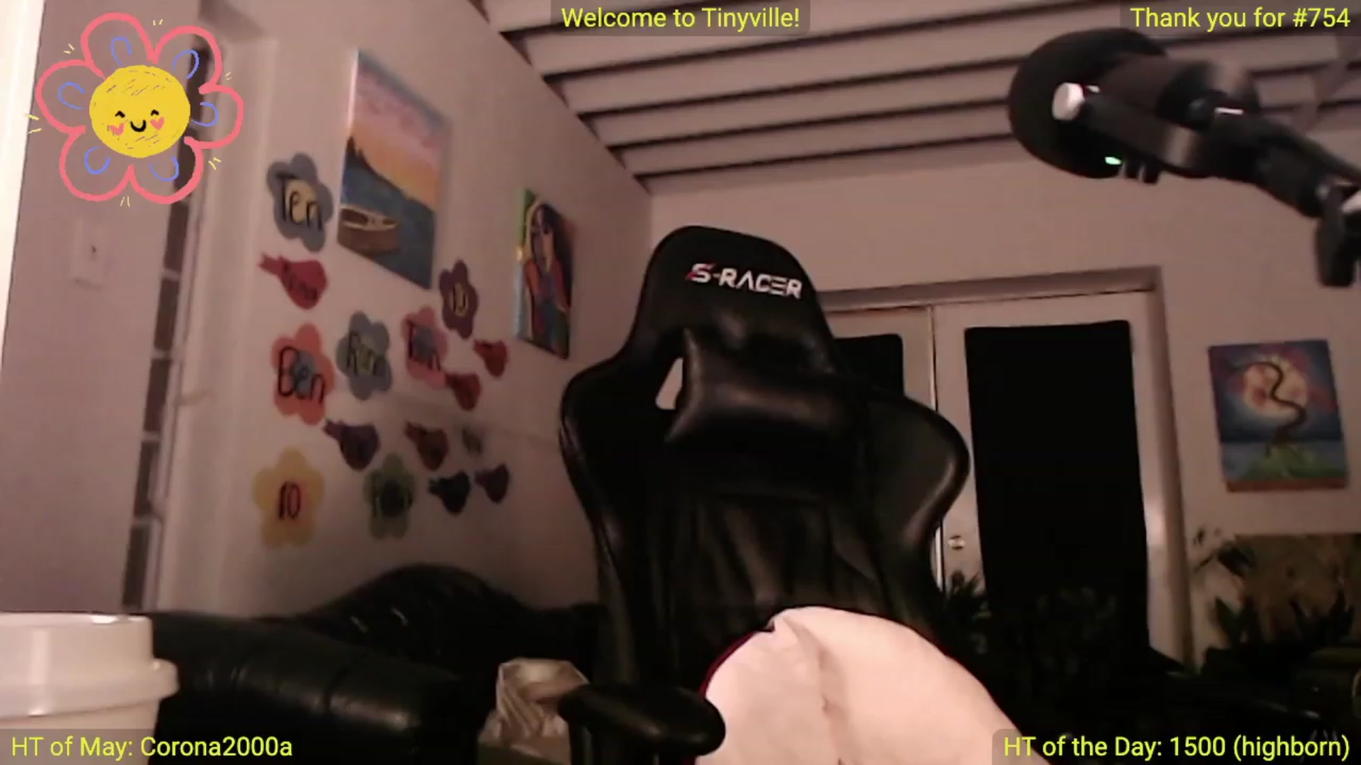 Gallery image thumbnail from ATinyCassie's myfreecams stream on, 05/19/2023, 04:48 image 14 of 20