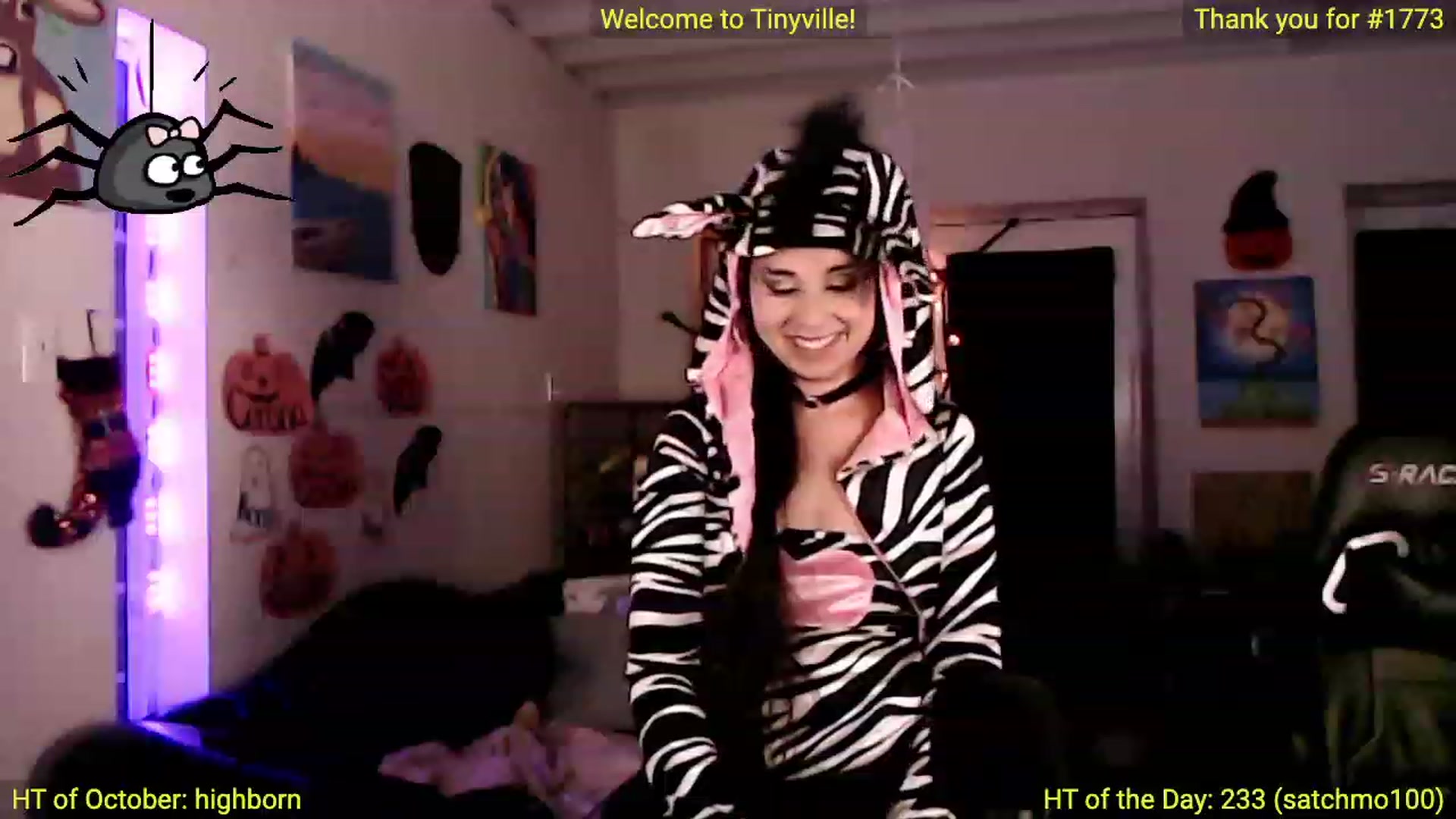 Gallery image thumbnail from ATinyCassie's myfreecams stream on, 10/22/2023, 03:59 image 8 of 20