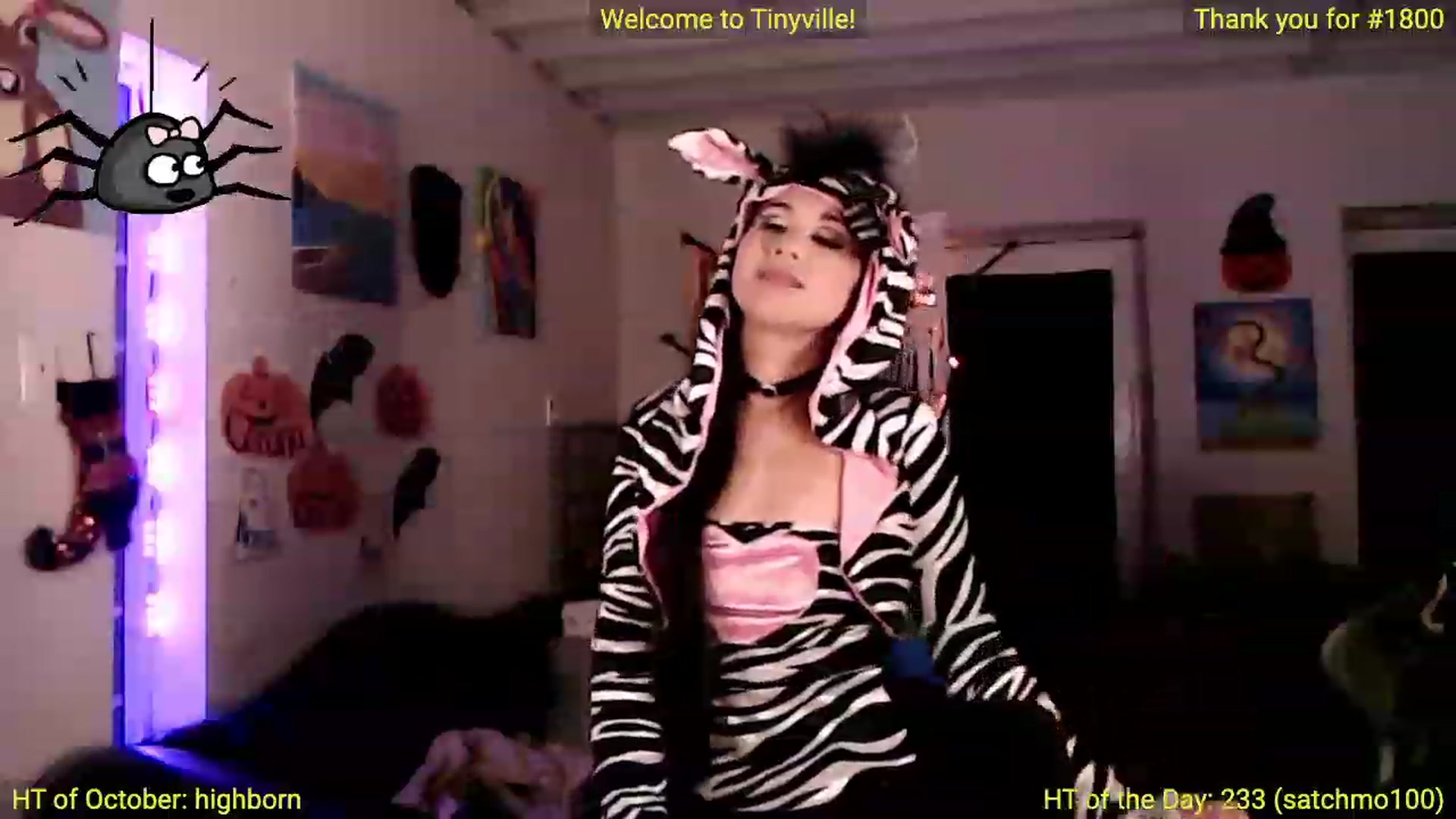 Gallery image thumbnail from ATinyCassie's myfreecams stream on, 10/22/2023, 03:59 image 2 of 20