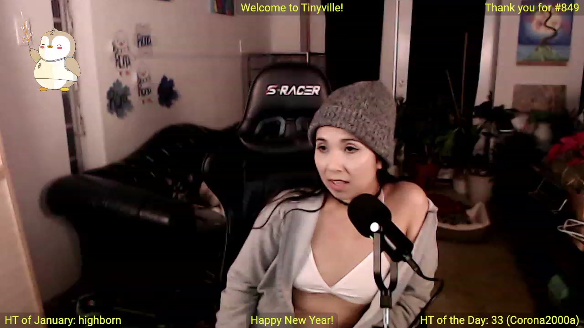 Gallery image thumbnail from ATinyCassie's myfreecams stream on, 01/28/2024, 03:04 image 6 of 20