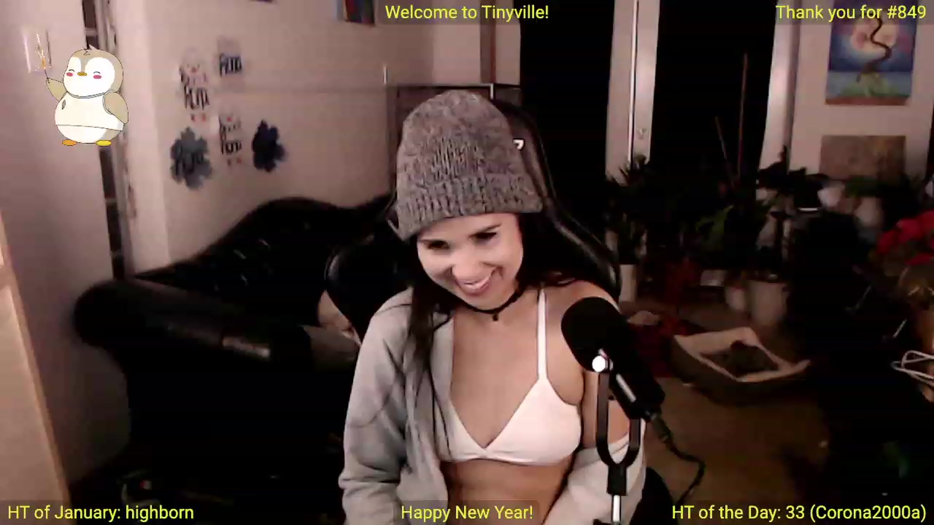 Gallery image thumbnail from ATinyCassie's myfreecams stream on, 01/28/2024, 03:04 image 15 of 20