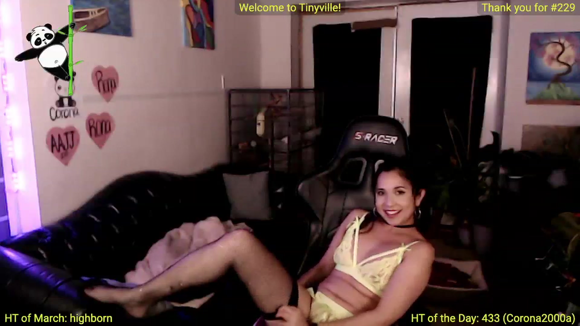 Gallery image thumbnail from ATinyCassie's myfreecams stream on, 03/03/2024, 04:28 image 18 of 20