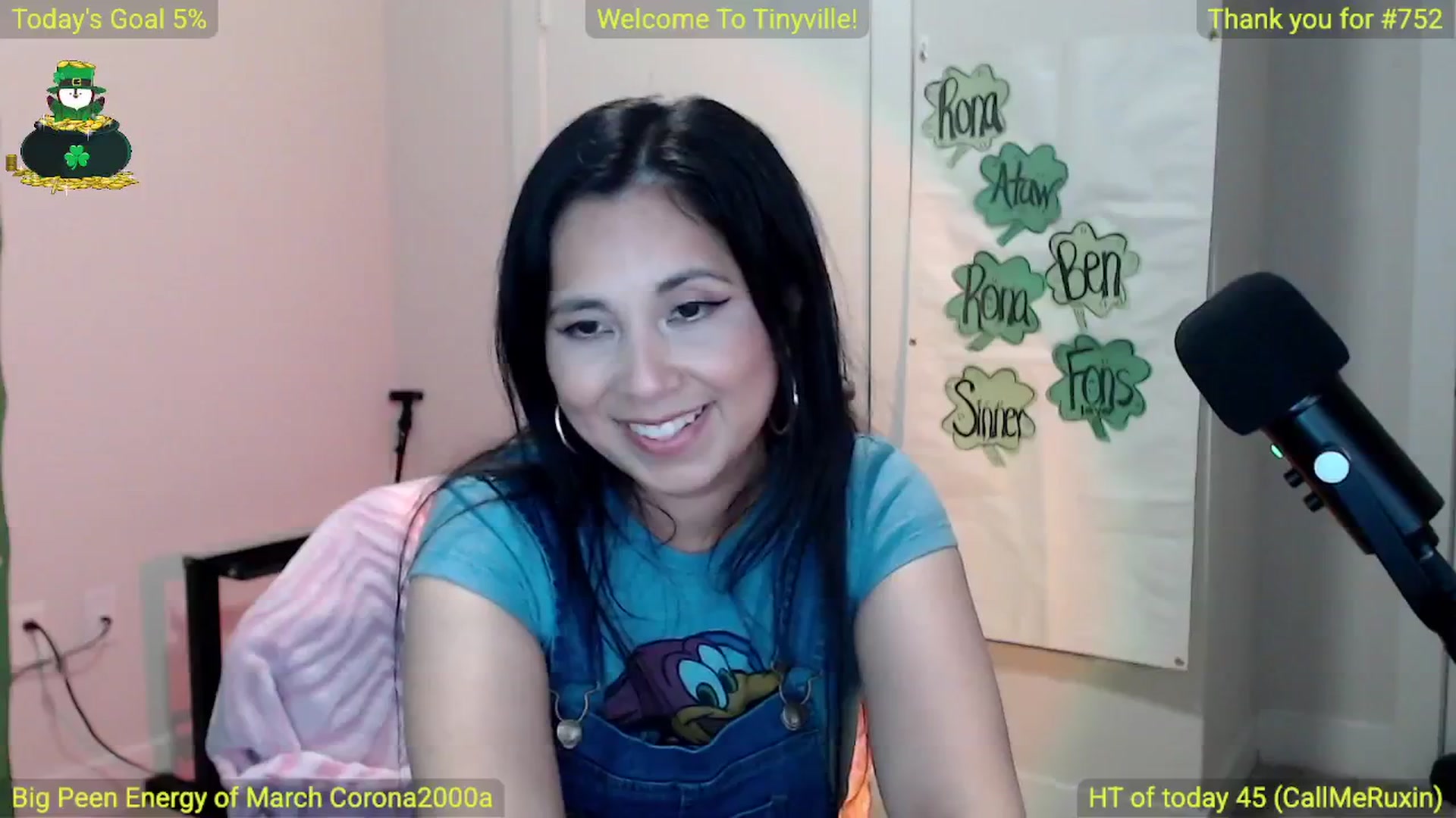 Gallery image thumbnail from ATinyCassie's myfreecams stream on, 03/08/2025, 20:58 image 19 of 20