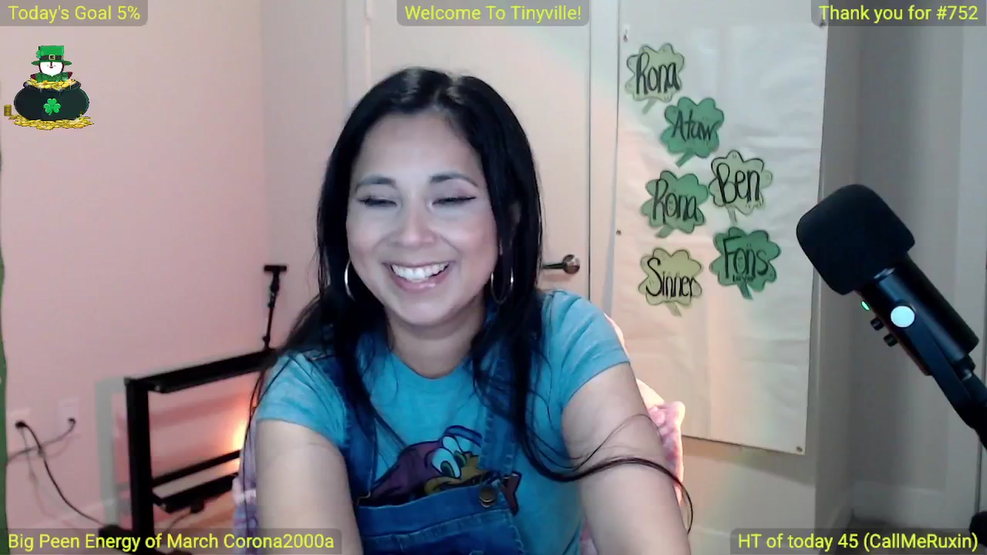 Gallery image thumbnail from ATinyCassie's myfreecams stream on, 03/08/2025, 20:58 image 17 of 20