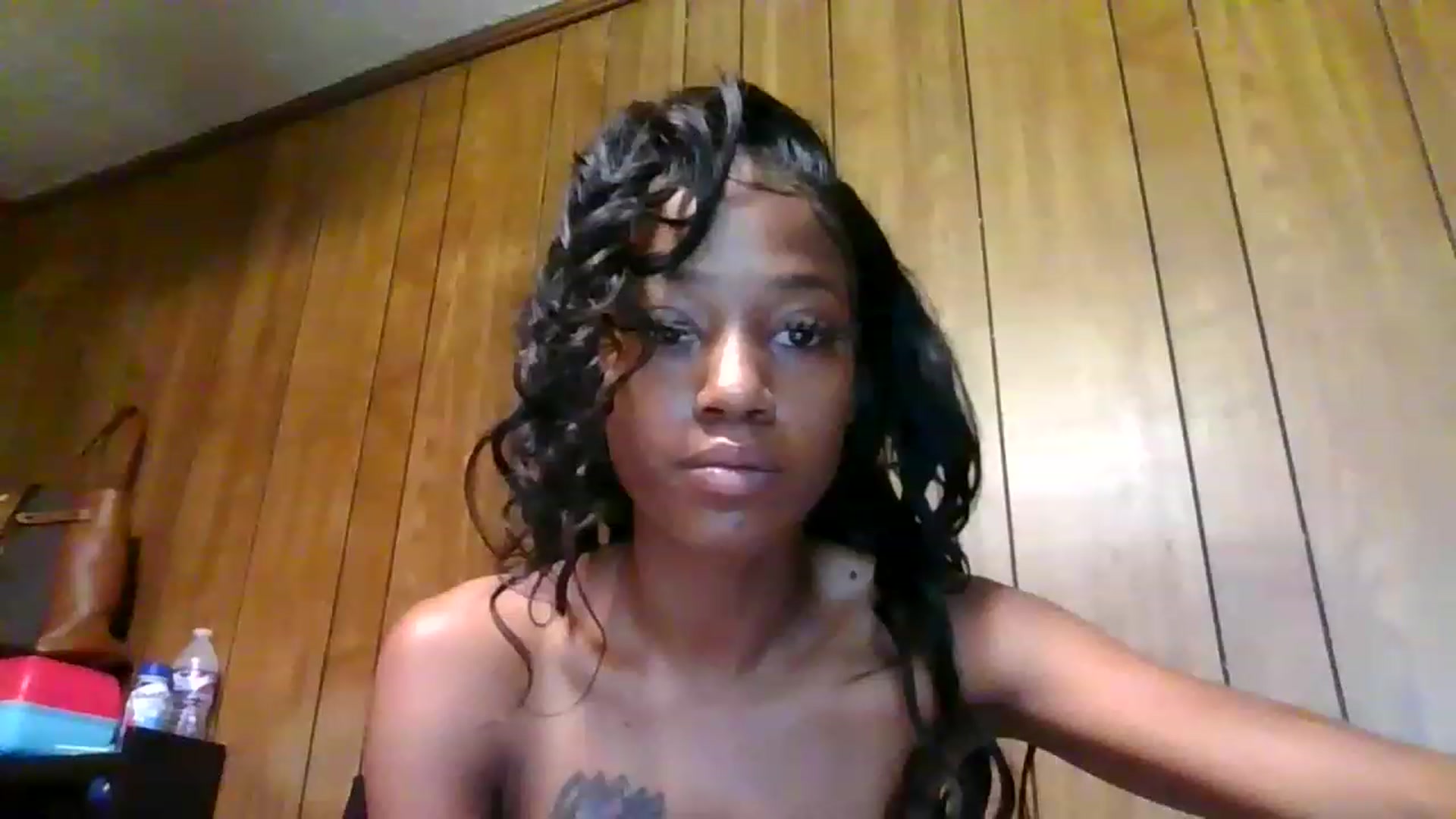 Gallery image thumbnail from AYummy1's myfreecams stream on, 06/18/2023, 16:05 image 20 of 20