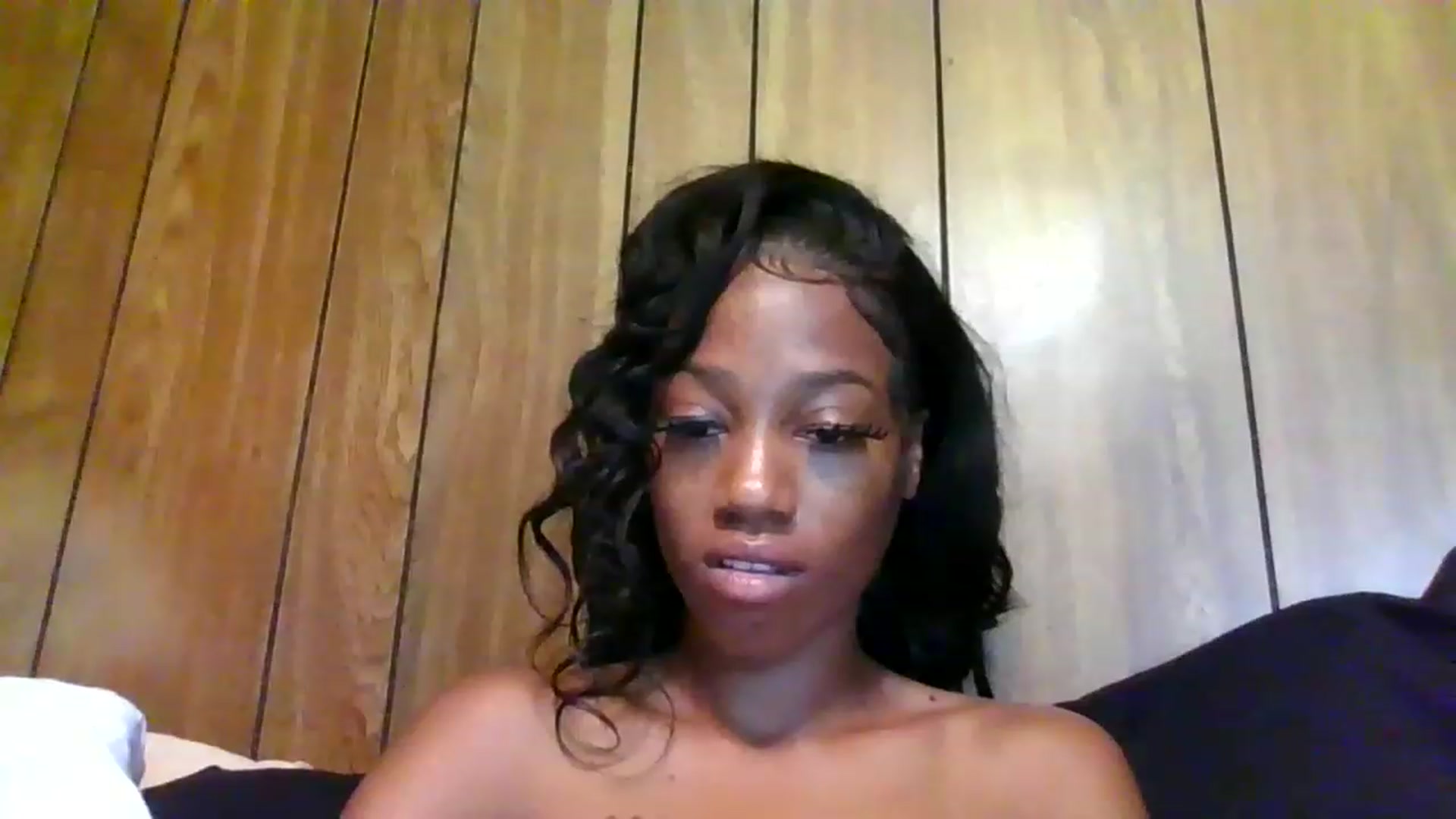Gallery image thumbnail from AYummy1's myfreecams stream on, 06/18/2023, 16:40 image 12 of 20