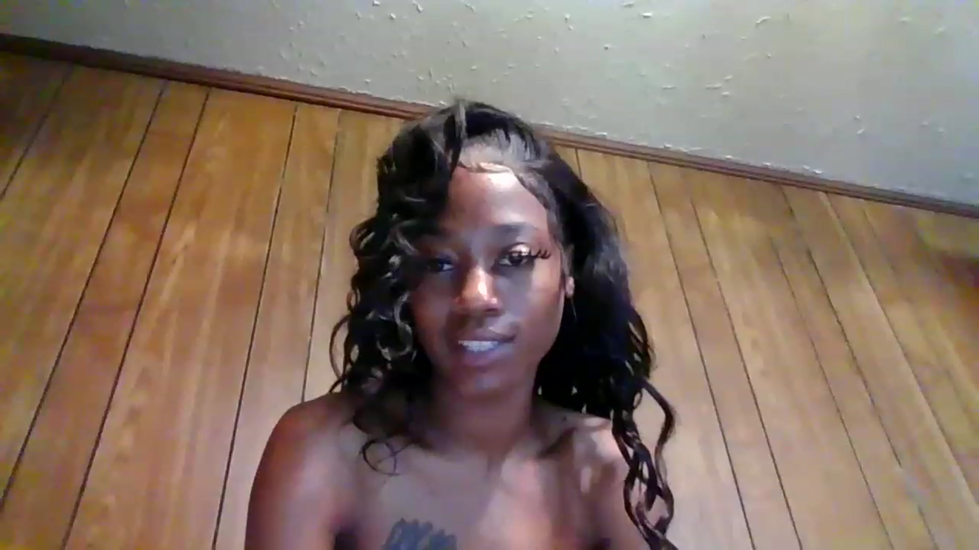 Gallery image thumbnail from AYummy1's myfreecams stream on, 06/18/2023, 16:40 image 16 of 20