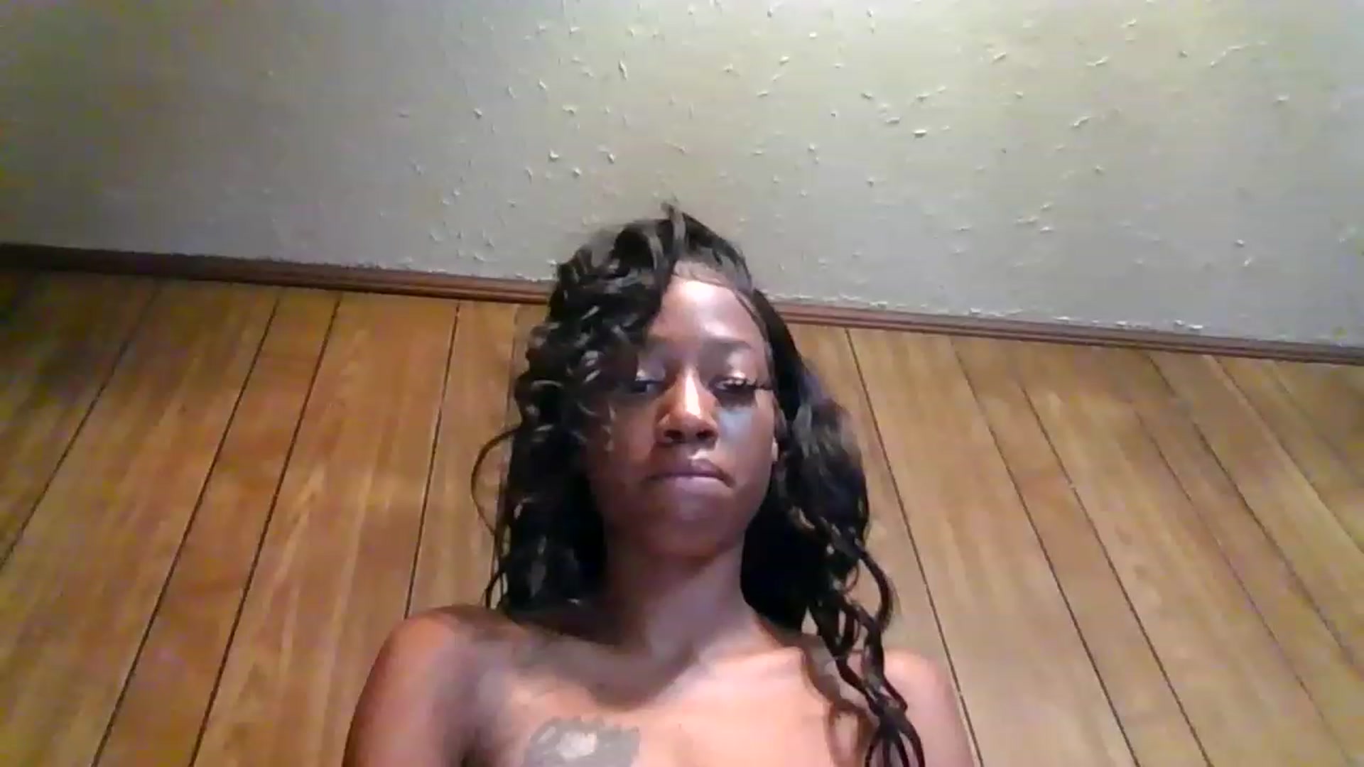 Gallery image thumbnail from AYummy1's myfreecams stream on, 06/18/2023, 16:40 image 19 of 20