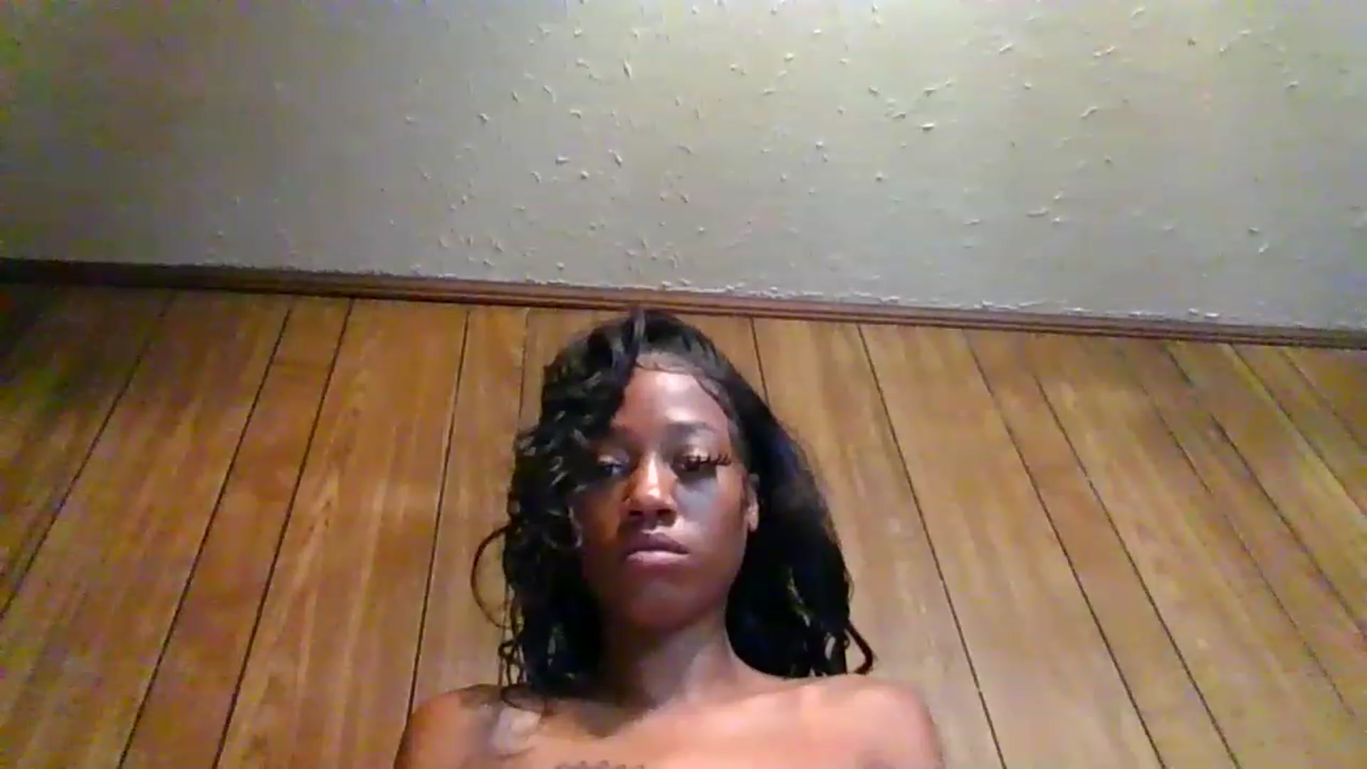 Gallery image thumbnail from AYummy1's myfreecams stream on, 06/18/2023, 16:40 image 20 of 20