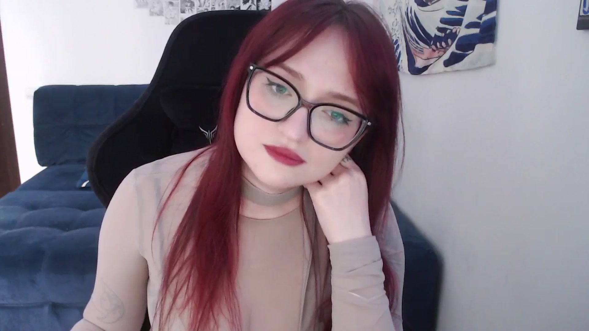 Gallery image thumbnail from A_Bad_Idea's myfreecams stream on, 03/17/2025, 08:29 image 16 of 20