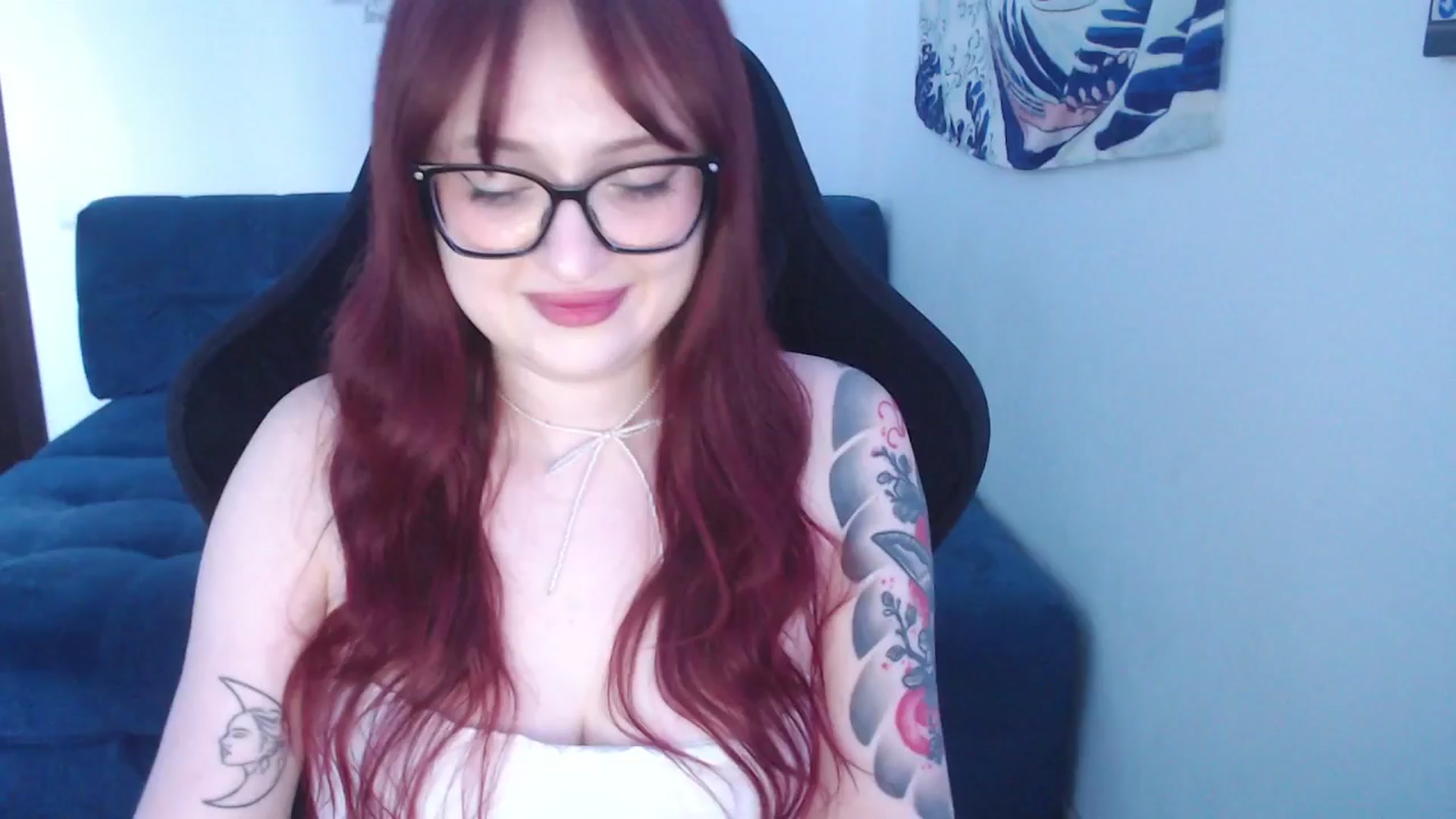 Gallery image thumbnail from A_Bad_Idea's myfreecams stream on, 03/19/2025, 07:38 image 2 of 20