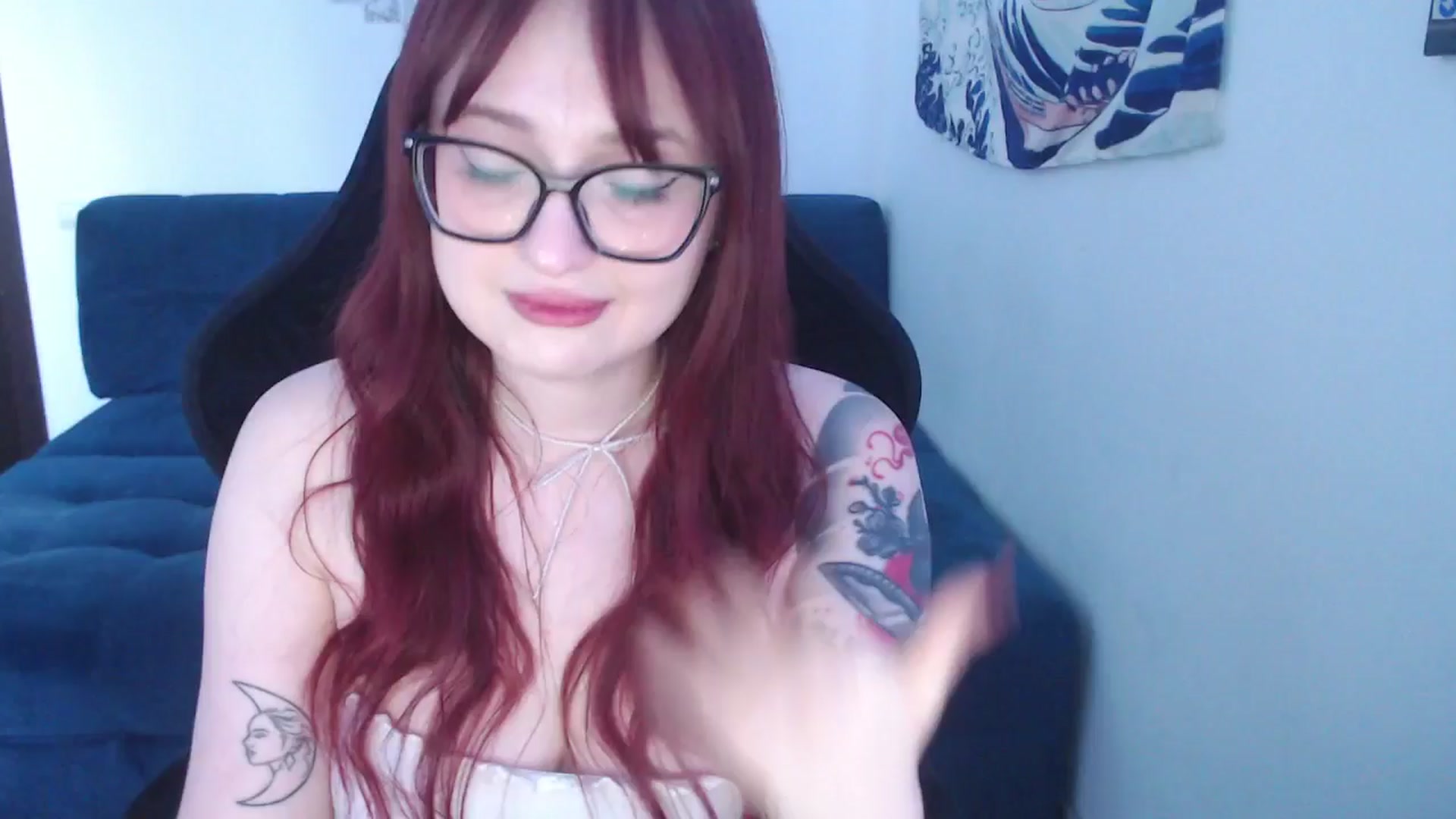 Gallery image thumbnail from A_Bad_Idea's myfreecams stream on, 03/19/2025, 07:38 image 12 of 20