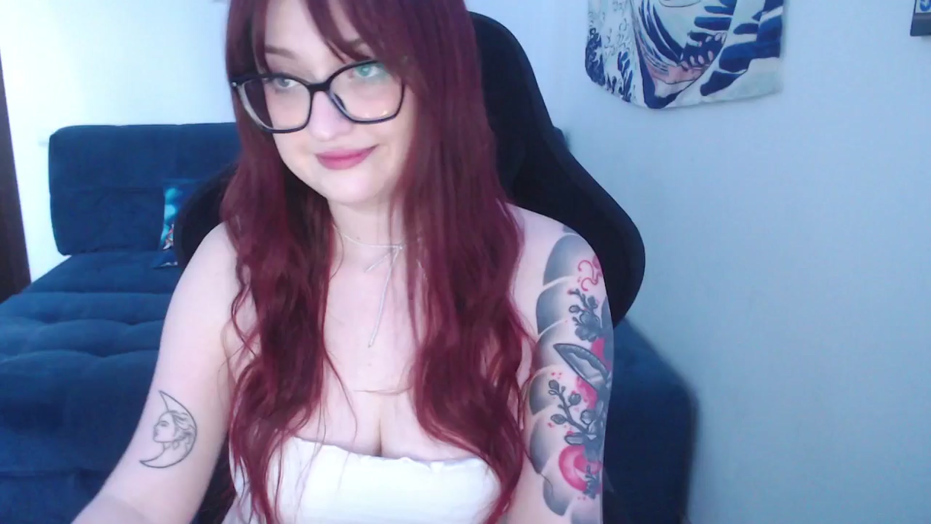 Gallery image thumbnail from A_Bad_Idea's myfreecams stream on, 03/19/2025, 07:38 image 18 of 20