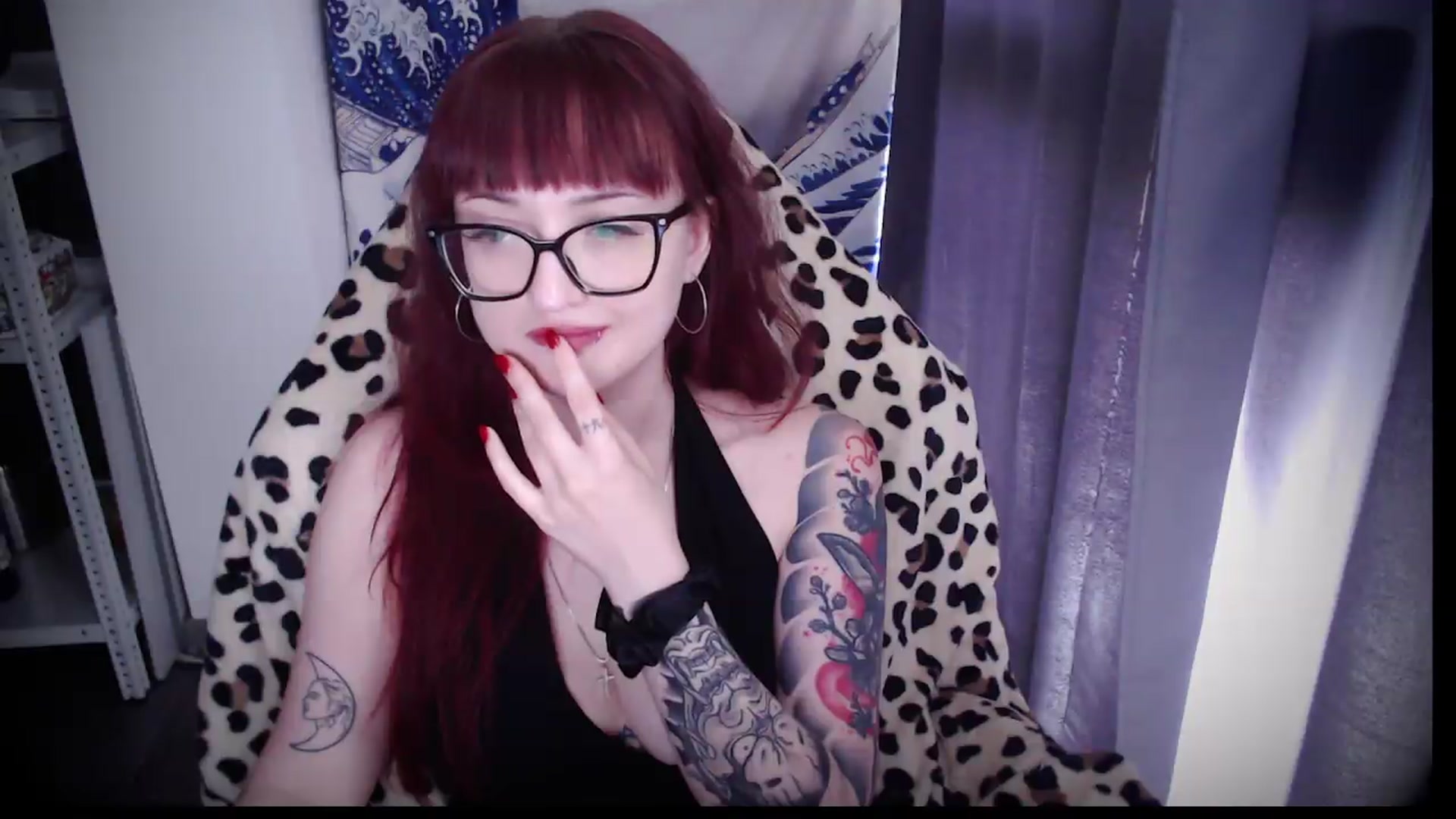 Gallery image thumbnail from A_Bad_Idea's myfreecams stream on, 05/27/2026, 07:33 image 17 of 20