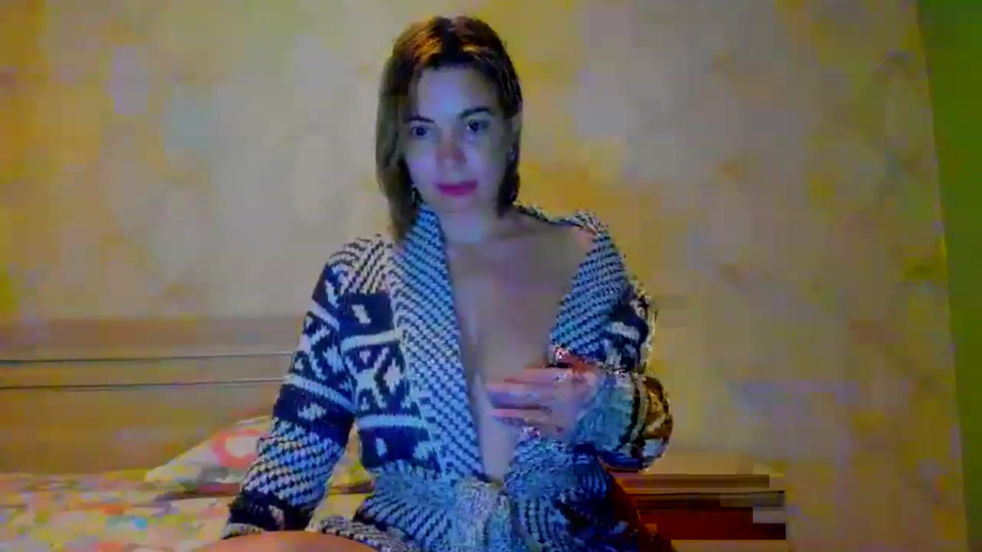 Gallery image thumbnail from A_Butterfly_1's myfreecams stream on, 12/27/2022, 20:50 image 4 of 20
