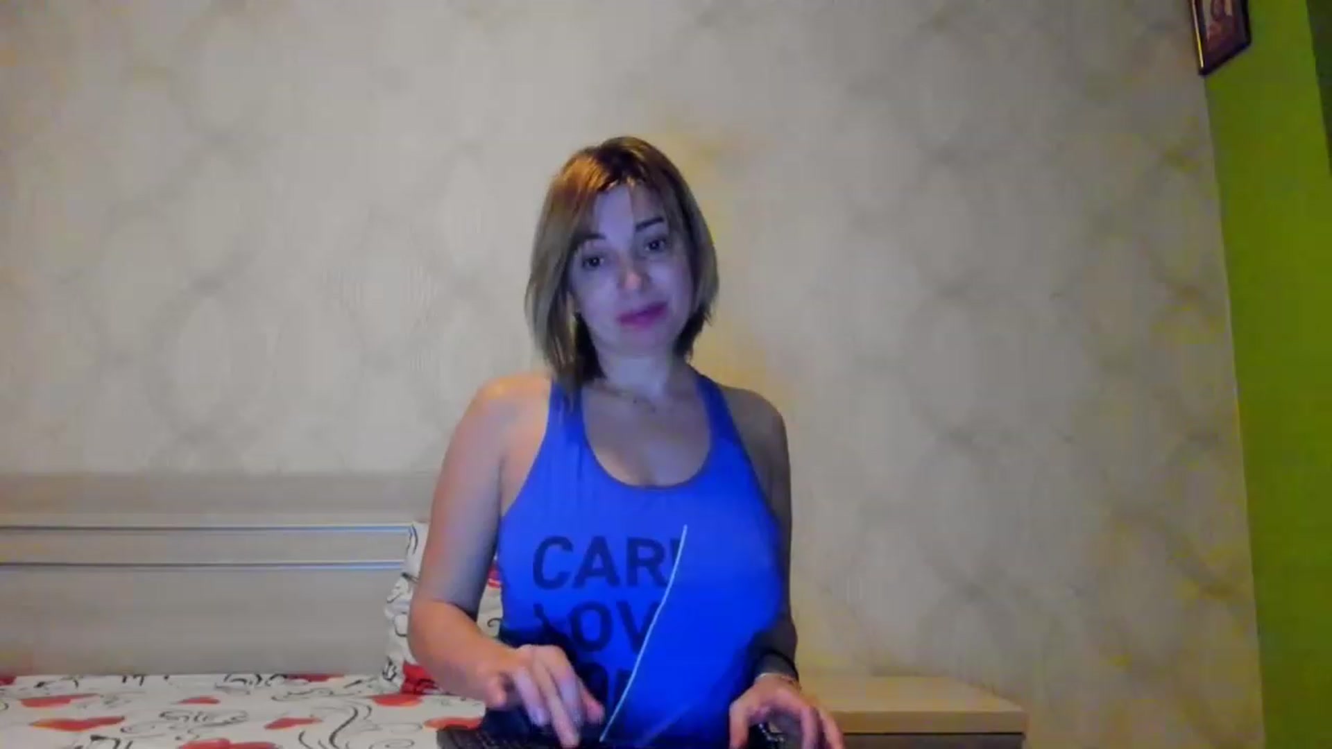 Gallery image thumbnail from A_Butterfly_1's myfreecams stream on, 01/02/2023, 19:16 image 4 of 20