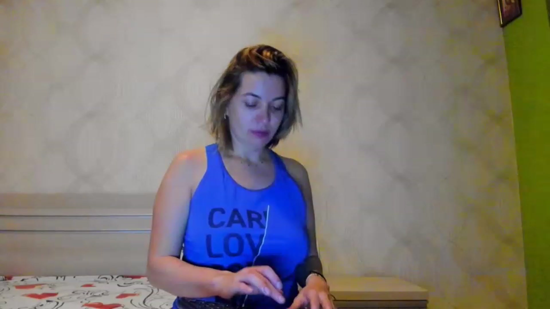 Gallery image thumbnail from A_Butterfly_1's myfreecams stream on, 01/02/2023, 19:16 image 15 of 20