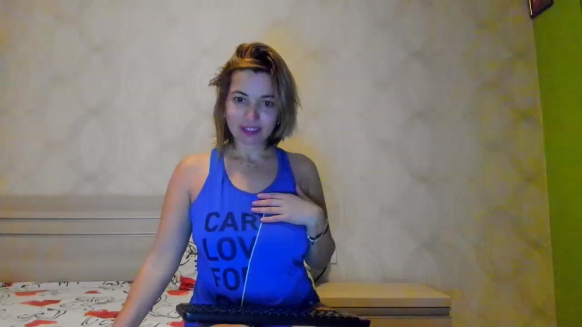 Gallery image thumbnail from A_Butterfly_1's myfreecams stream on, 01/02/2023, 19:16 image 6 of 20
