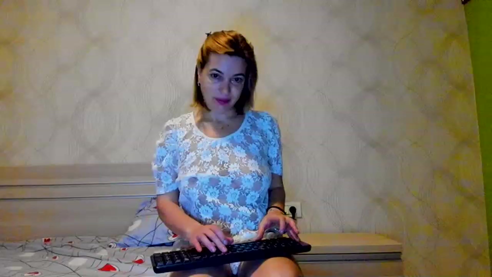 Gallery image thumbnail from A_Butterfly_1's myfreecams stream on, 01/20/2023, 19:52 image 20 of 20
