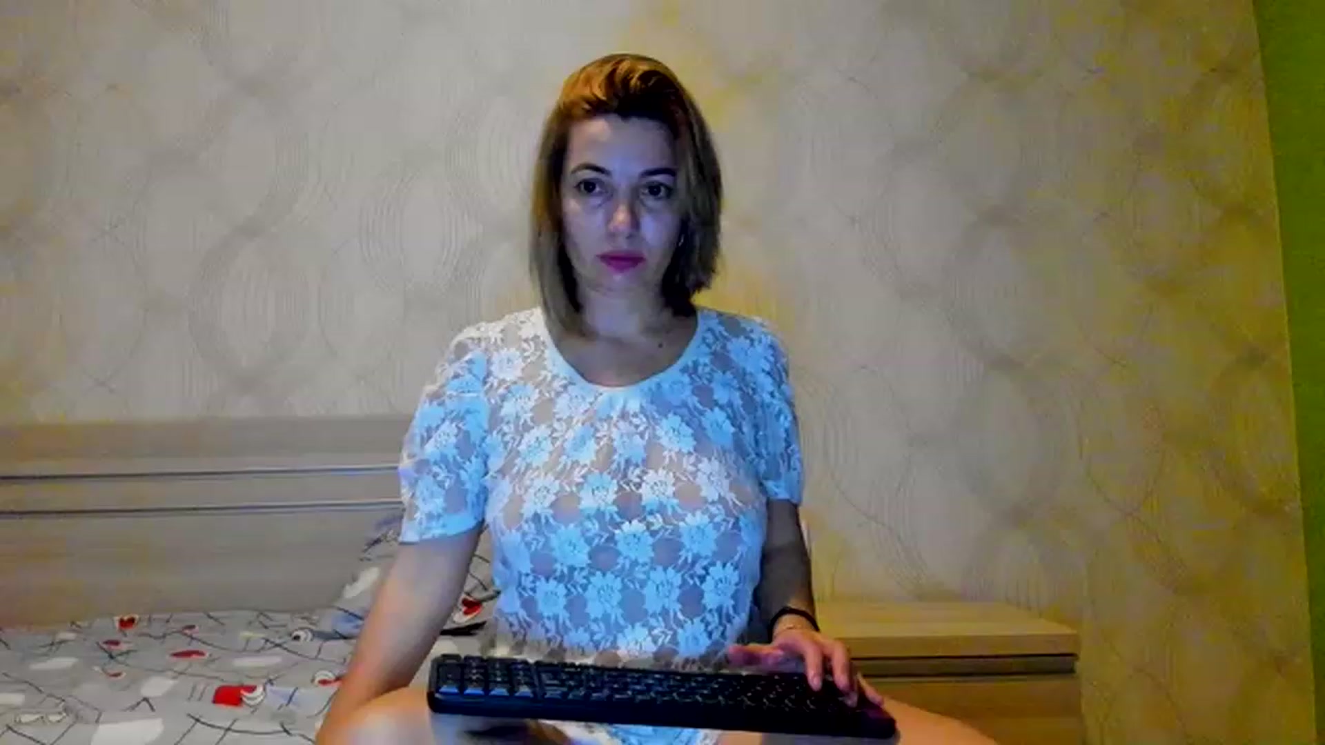 Gallery image thumbnail from A_Butterfly_1's myfreecams stream on, 01/20/2023, 19:52 image 10 of 20